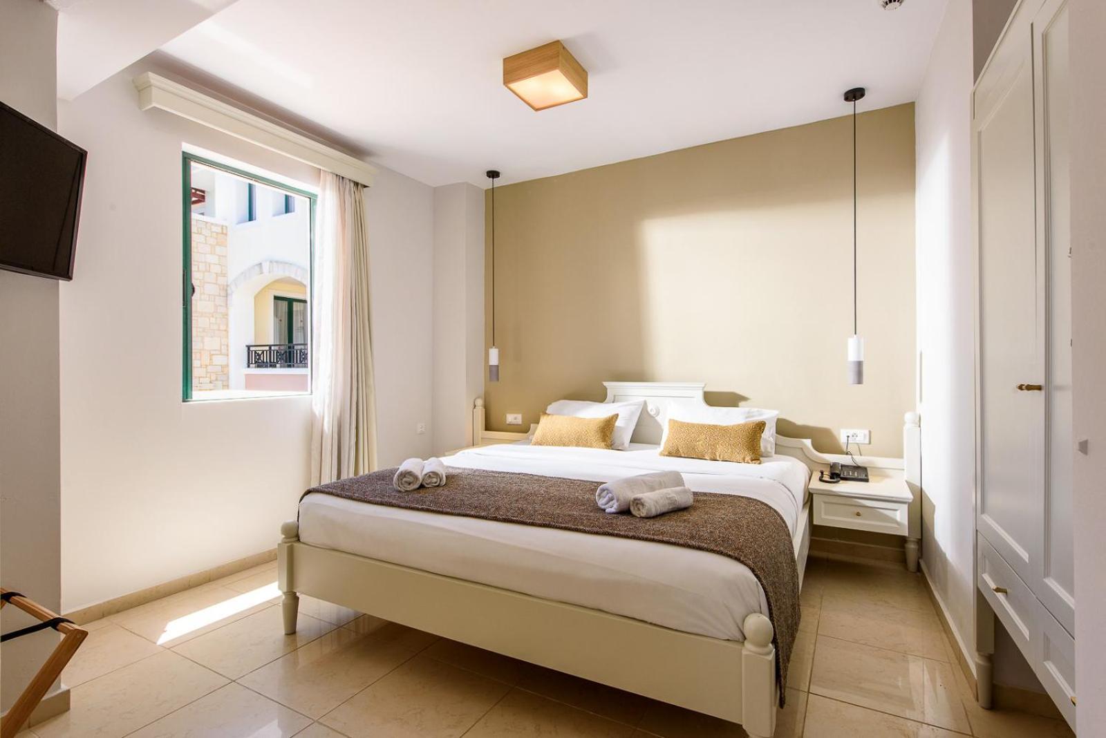 Caldera Village Agia Marina Chambre photo